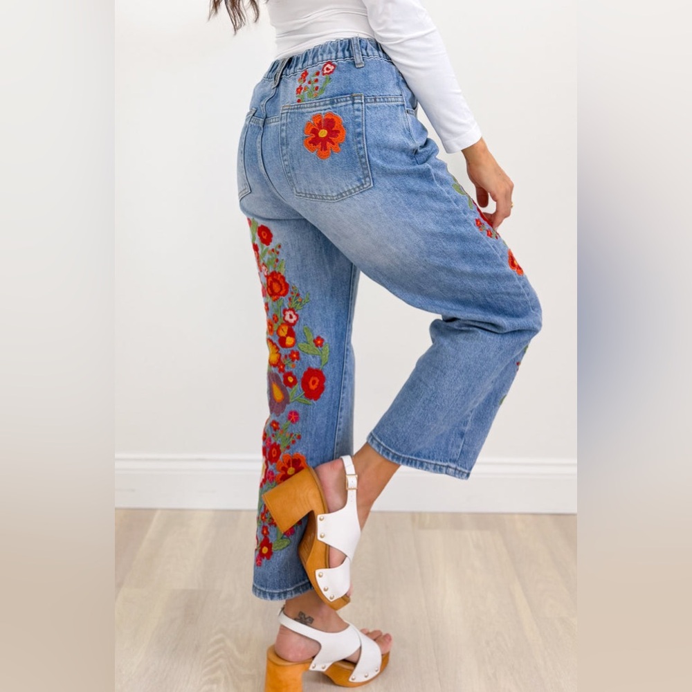 Bar by Alexa Rae Wildflower Floral Embroidered Jeans NWT - Picture 16 of 16